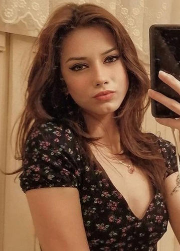 Sibel Çiftalan Escort Profil Resmi Sibel - Çiftalan VIP Escort Bayan Modeli - Gerçek Fotoğraflı İlan